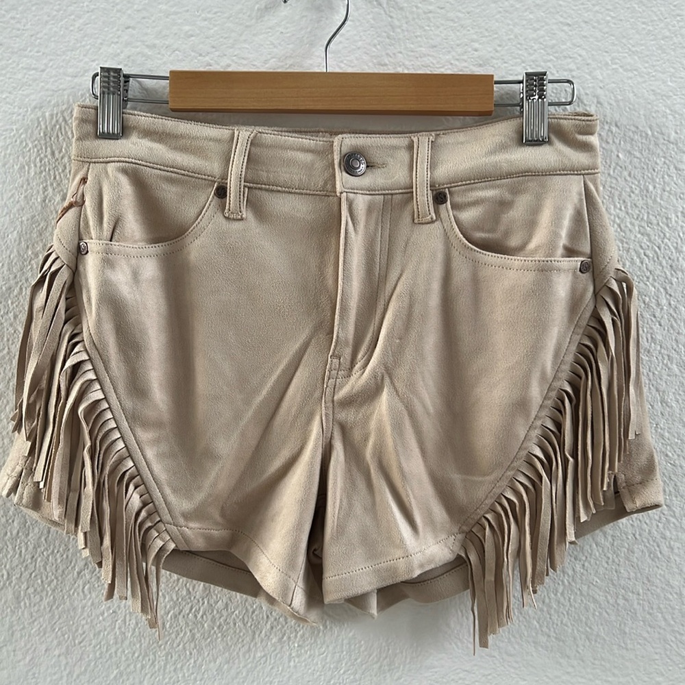 Shyanne Fringe Cream Women's Shorts NWT